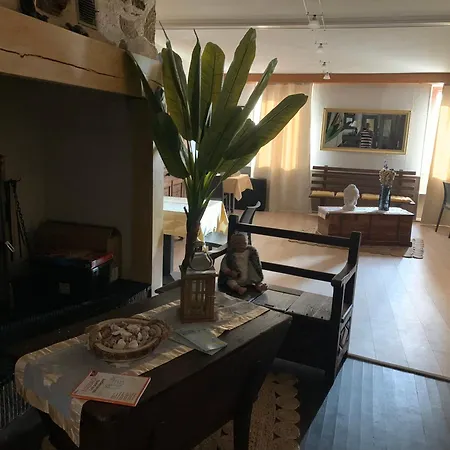 فندق Les Chambres De Fred 2*