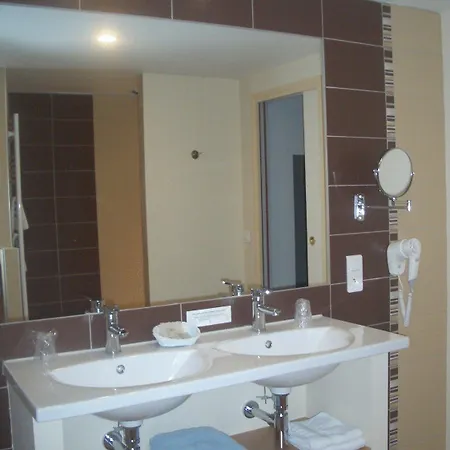 Les Chambres De Fred Gorses