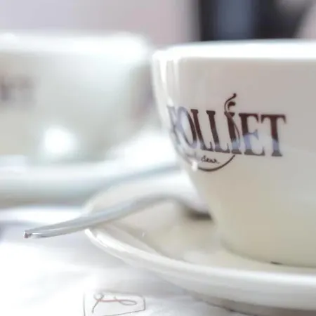 فندق Les Chambres De Fred 2*