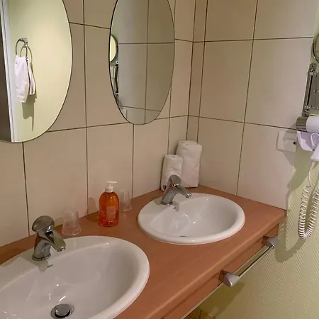 Отель Les Chambres De Fred Горс