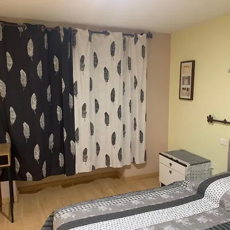Les Chambres De Fred Отель 2*