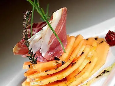 Hotel Les Chambres De Fred 2*